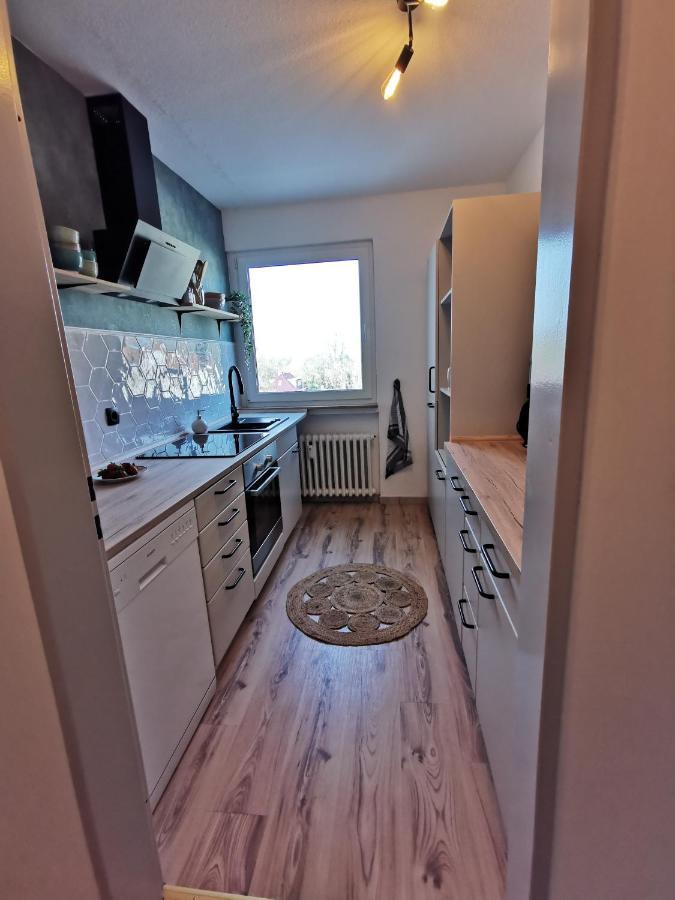 Up Wulkje21 Neu Renovierte Wohnung Mit Pkw Stellplatz Emden Esterno foto