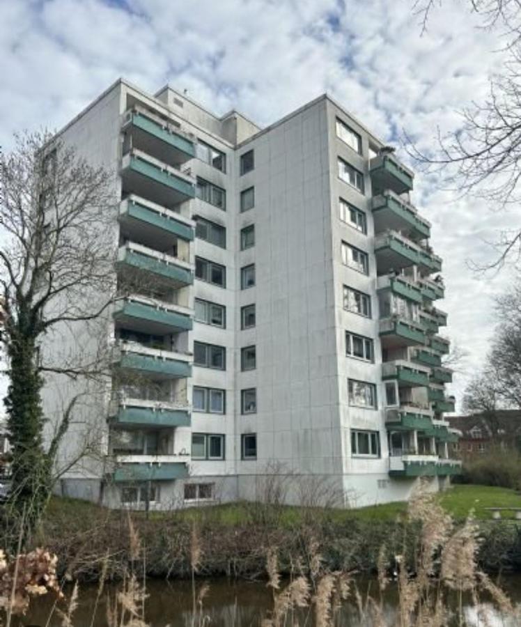 Up Wulkje21 Neu Renovierte Wohnung Mit Pkw Stellplatz Emden Esterno foto