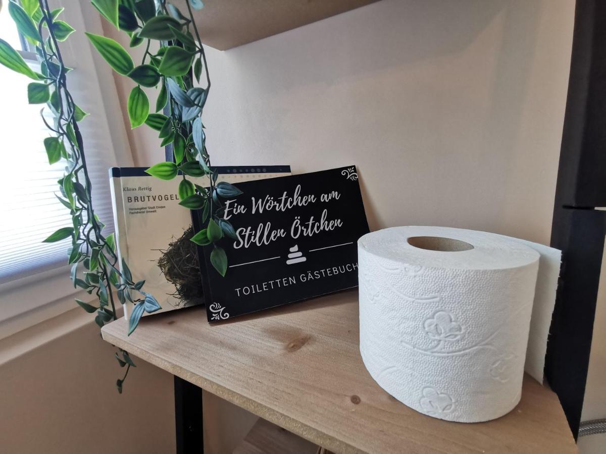 Up Wulkje21 Neu Renovierte Wohnung Mit Pkw Stellplatz Emden Esterno foto