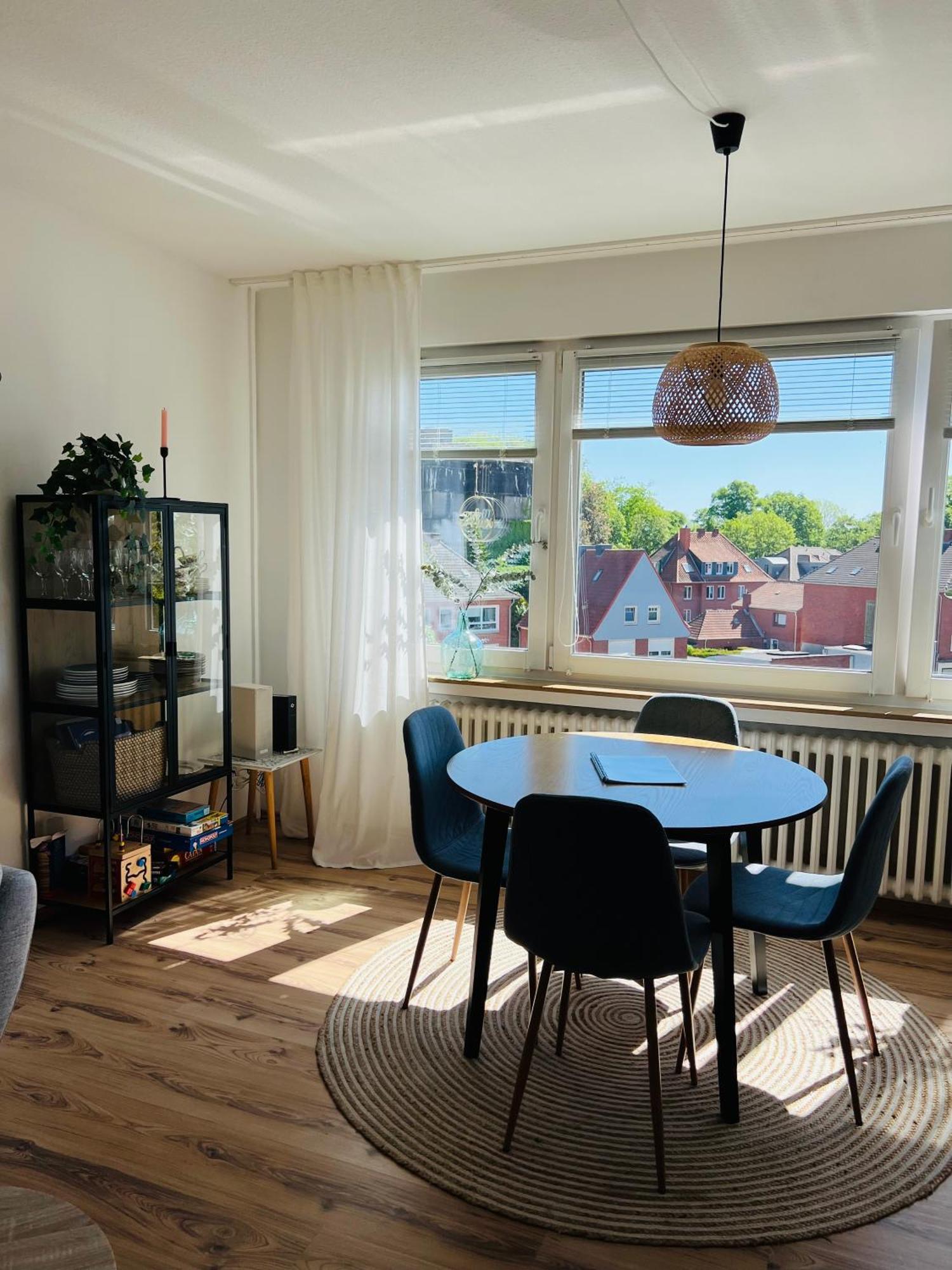 Up Wulkje21 Neu Renovierte Wohnung Mit Pkw Stellplatz Emden Esterno foto